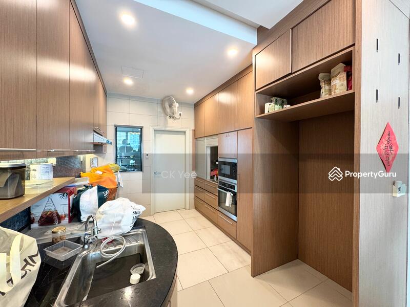 For Sale - KM1 East