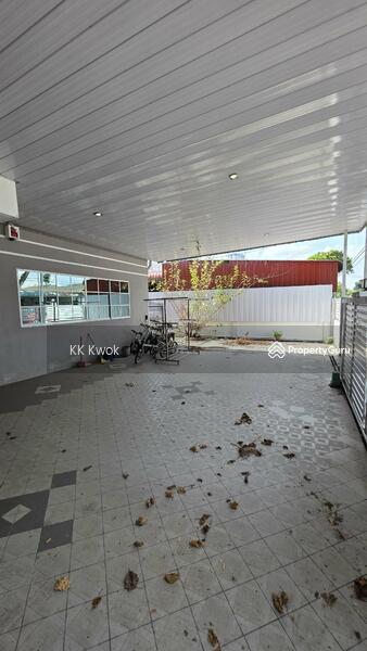 Untuk Dijual - Bayan Baru Mayang Pasir Semi Detached Single Storey House.
