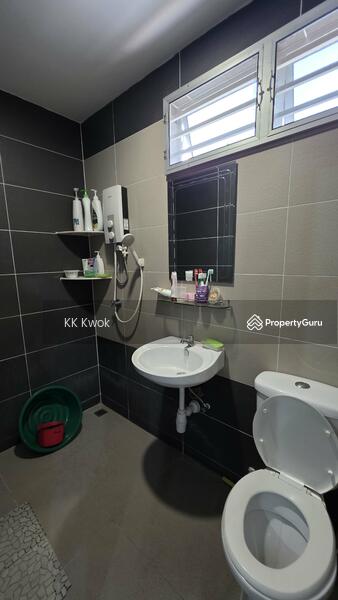 Untuk Dijual - Bayan Baru Mayang Pasir Semi Detached Single Storey House.