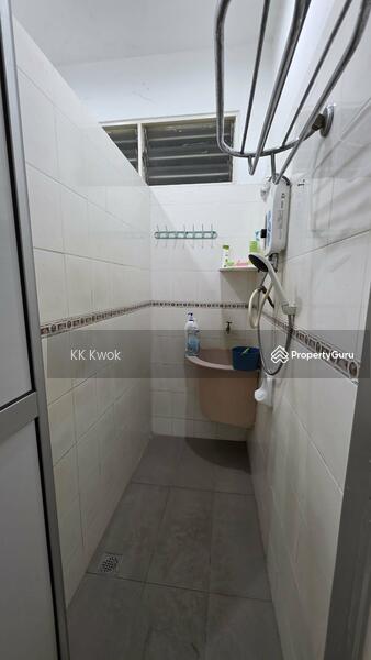 Untuk Dijual - Bayan Baru Mayang Pasir Semi Detached Single Storey House.