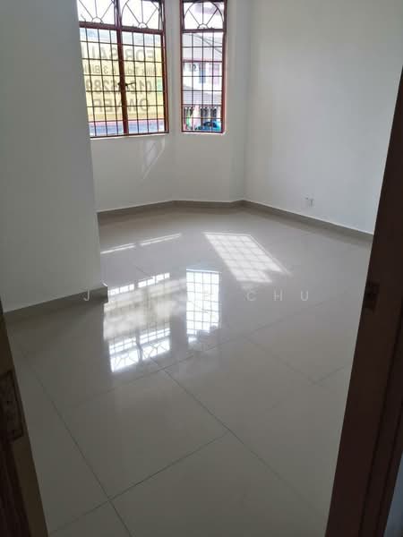 Terraced House for Sale in Bandar Country Homes (Rawang) - Joelle Chu - Interior - PropertyGuru.com.my