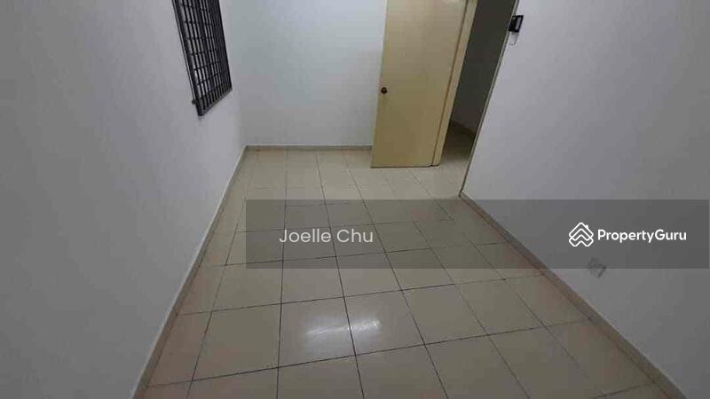 Terraced House for Sale in Bandar Country Homes (Rawang) - Joelle Chu - PropertyGuru.com.my