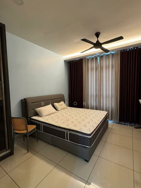 Kediaman Servis untuk Dijual di Parkland Residence - BL Bong - Bedroom - PropertyGuru.com.my