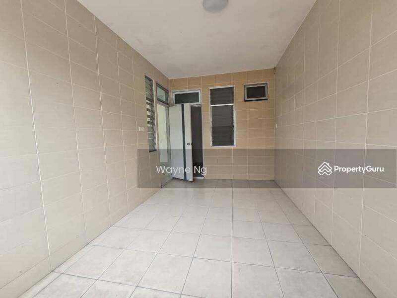 Untuk Dijual - Kempas Heights Corner Lot Unit