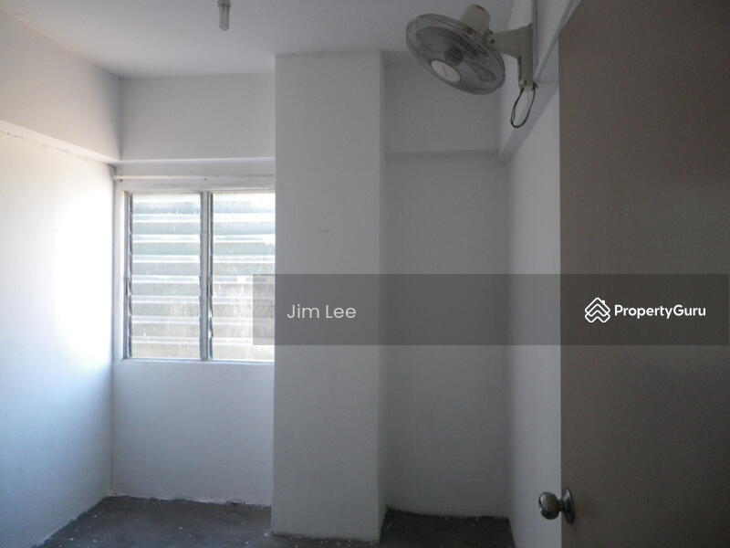 For Sale - Puncak Desa Flat