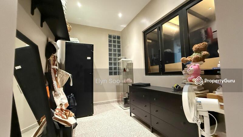 2-storey Terraced House for Sale in Bandar Rimbayu (Telok Panglima Garang) - Elyn Soo - PropertyGuru.com.my
