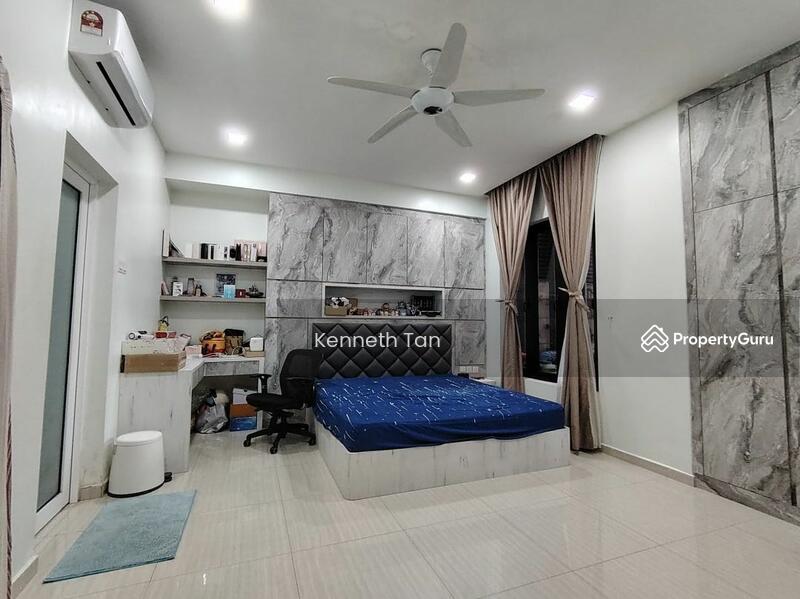 For Sale - Seri Austin Seris Austins