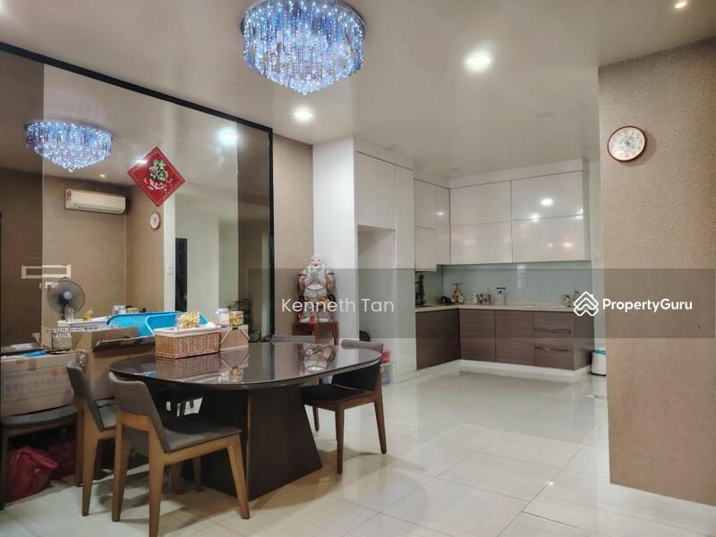 For Sale - Seri Austin Seris Austins