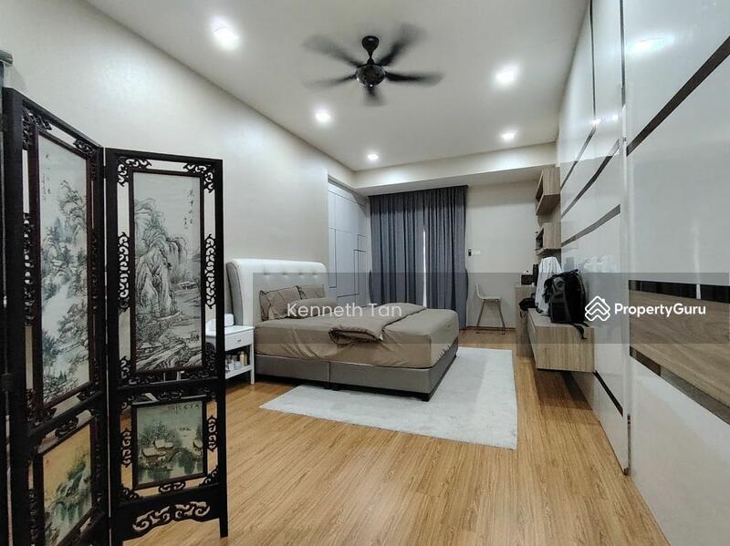 For Sale - Seri Austin Seris Austins