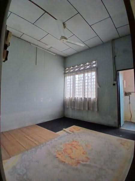 Bungalow House for Sale in Kampung Boyan (Taiping) - Iza Talib - Interior - PropertyGuru.com.my