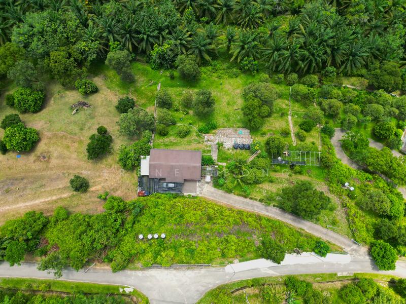 For Sale - 1.062 acres Orchard Height Land with Fully Furnished House For Sale