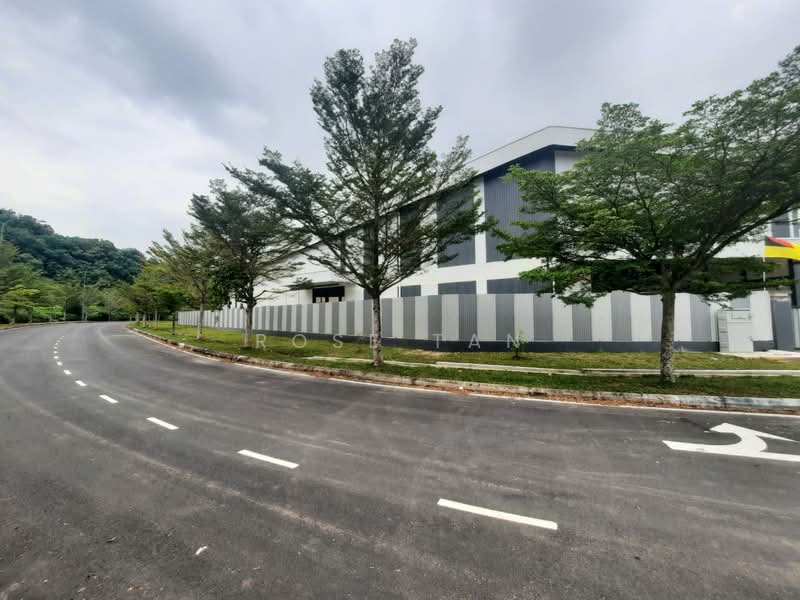 Detached Factory for Sale in Bandar Baru Enstek (Bandar Enstek) - Rose Tan - Exterior - PropertyGuru.com.my
