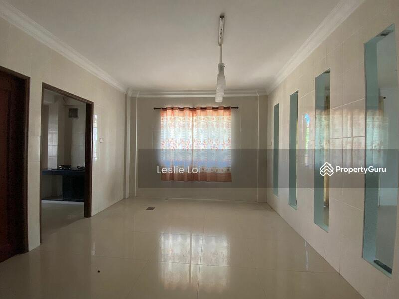 For Sale - Jalan Stutong (Woodland) Double Storey Corner