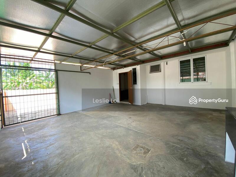 For Sale - Jalan Stutong (Woodland) Double Storey Corner