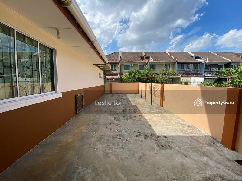For Sale - Jalan Stutong (Woodland) Double Storey Corner