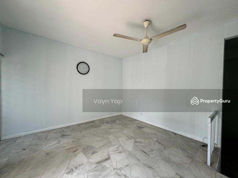 For Rent - 2-storey Terrace House at Taman Bukit Serdang