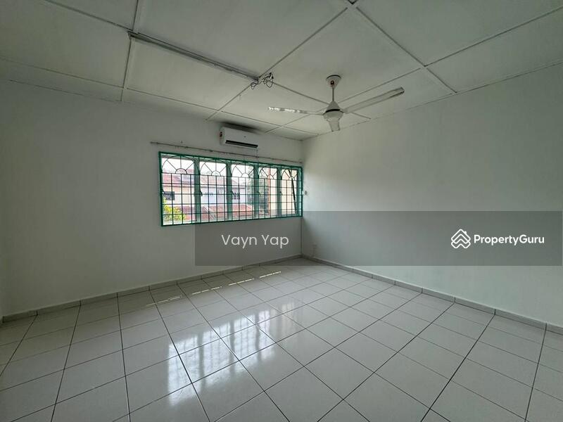 For Rent - 2-storey Terrace House at Taman Bukit Serdang