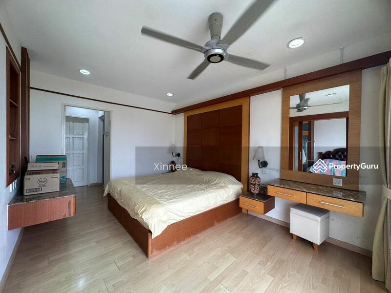 Untuk Disewa - Triple Storey Terrace Tanjung Bungah