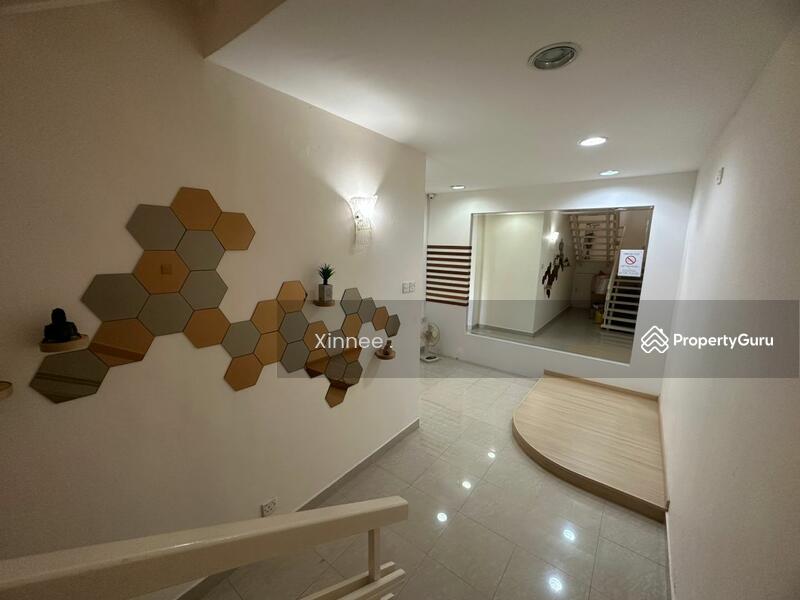 Untuk Disewa - Triple Storey Terrace Tanjung Bungah