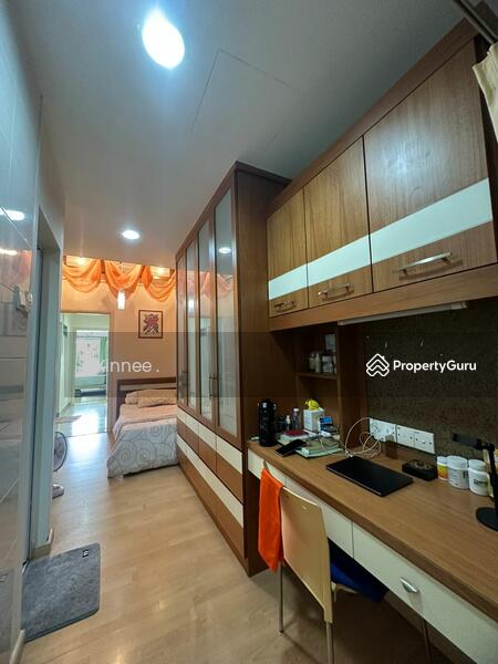 Untuk Disewa - Triple Storey Terrace Tanjung Bungah
