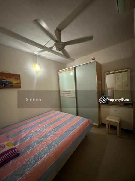 Untuk Disewa - Triple Storey Terrace Tanjung Bungah