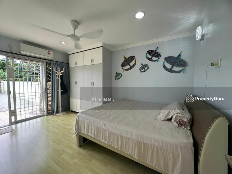 Untuk Disewa - Triple Storey Terrace Tanjung Bungah