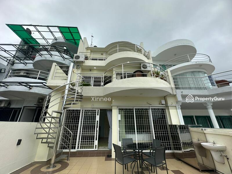 Untuk Disewa - Triple Storey Terrace Tanjung Bungah