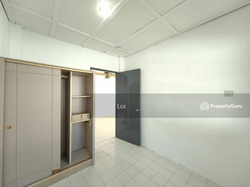 Untuk Dijual - Single Storey Corner Samarindah