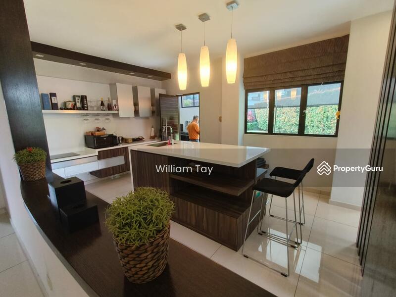 For Sale - Iris Iris Iriss