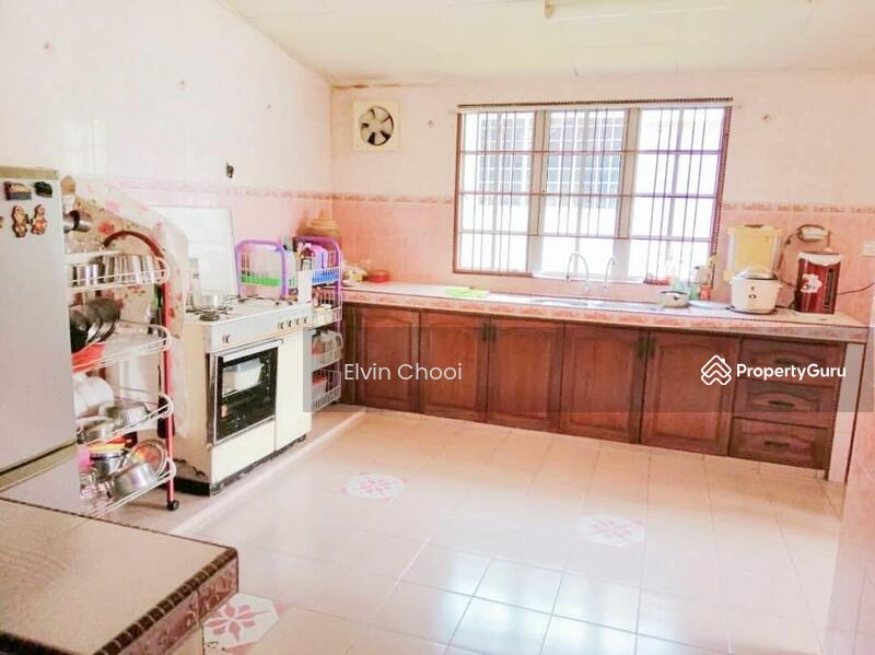 Untuk Dijual - Semi-Detached House at Bandar Rinching