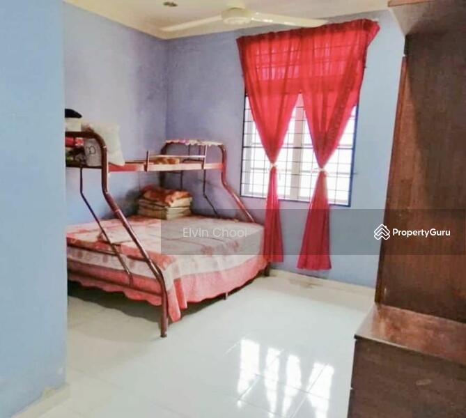 Untuk Dijual - Semi-Detached House at Bandar Rinching
