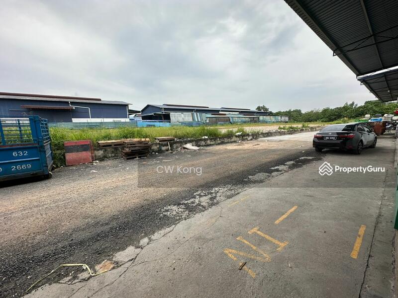 Untuk Disewa - Kampung Baru Sungai Buloh