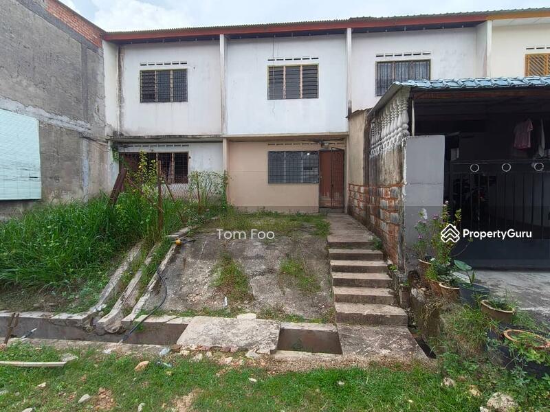 Untuk Dijual - Taman Megah