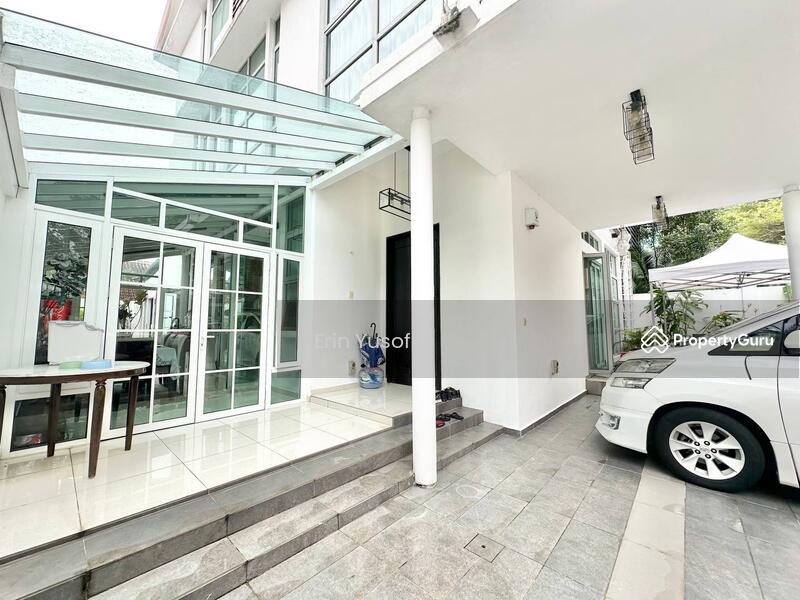 For Rent - Villa Laman Cahaya