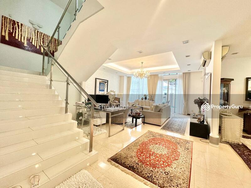 For Rent - Villa Laman Cahaya