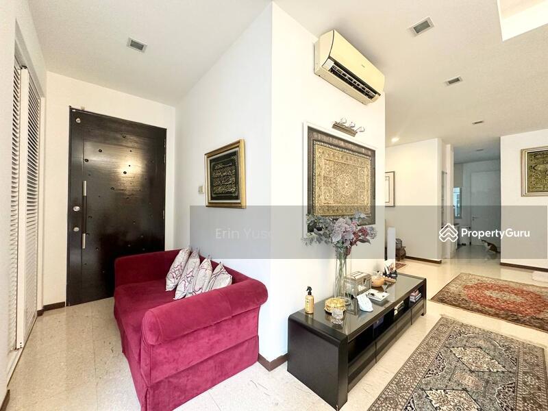 For Rent - Villa Laman Cahaya