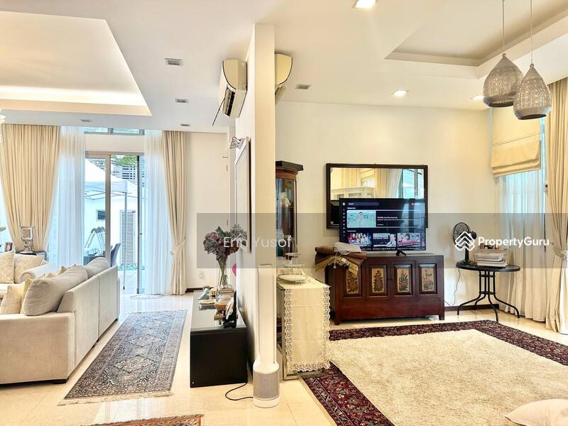 For Rent - Villa Laman Cahaya