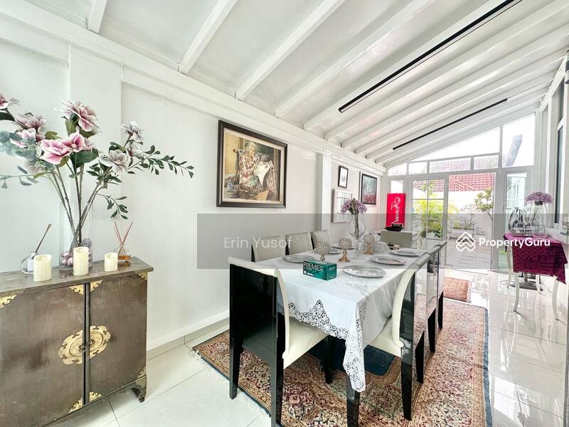 For Rent - Villa Laman Cahaya