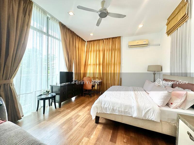 For Rent - Villa Laman Cahaya