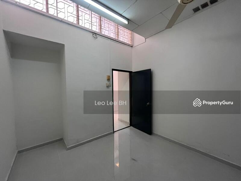 Untuk Dijual - Jalan Serikaya 15, Taman Segamat Baru, 85000 Segamat, Johor