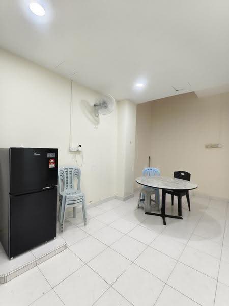 1-storey Terraced House for Rent in Taman Sri Pulai Perdana (Skudai) - Coco Lee - Dining Room - PropertyGuru.com.my