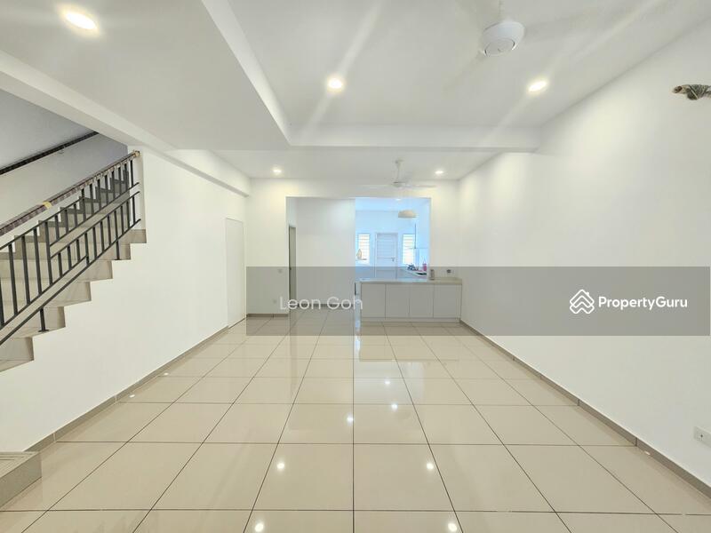 For Sale - Livia Rimbayu