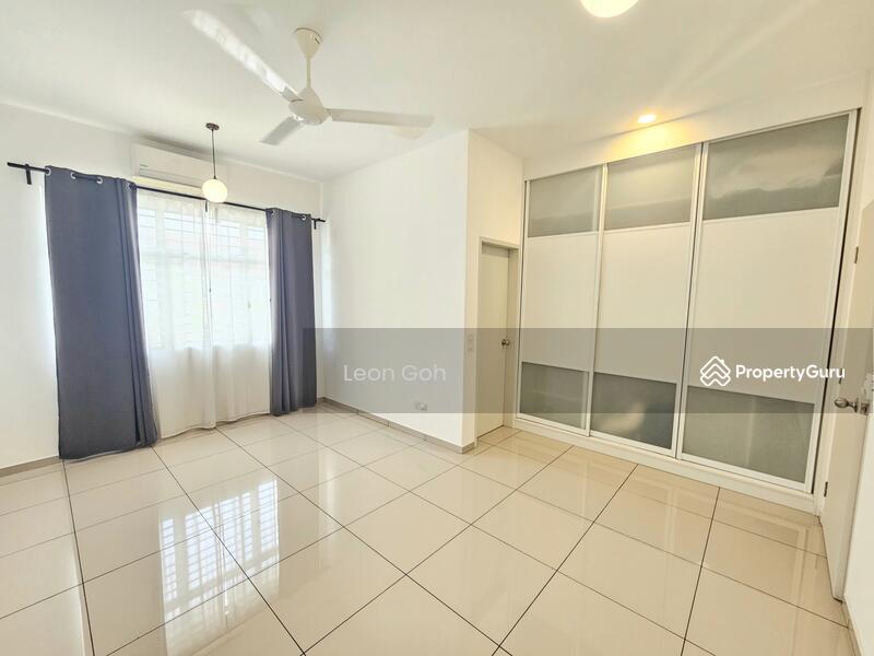 For Sale - Livia Rimbayu