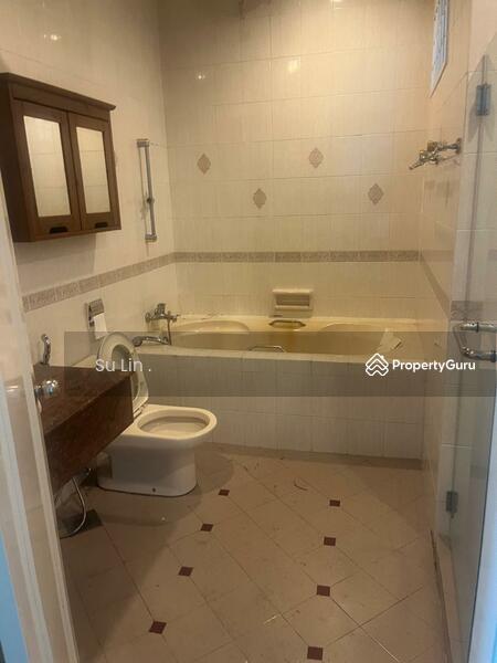 For Rent - Petrie Condominium