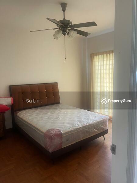 For Rent - Petrie Condominium