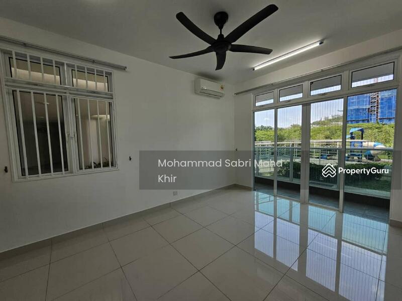 Untuk Disewa - Flora Rosa