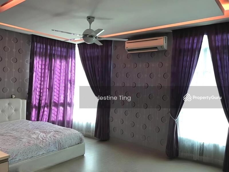 Untuk Dijual - [Full Loan | Fully Renovated ] 2 Storey Bungalow Taman Jelok Impian, Kajang