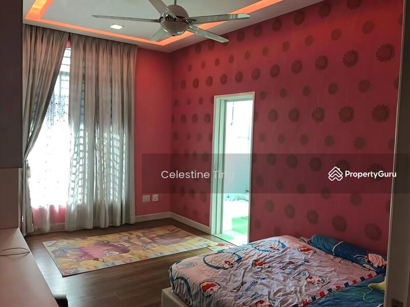 Untuk Dijual - [Full Loan | Fully Renovated ] 2 Storey Bungalow Taman Jelok Impian, Kajang