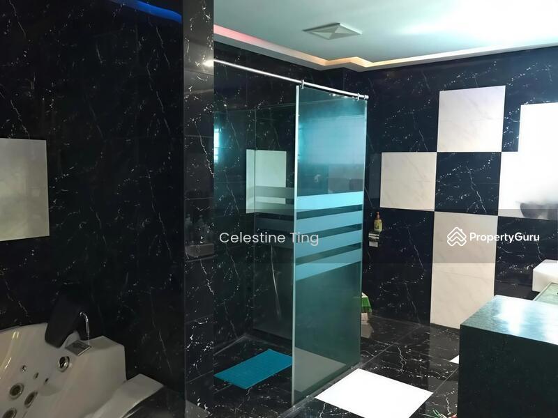 Untuk Dijual - [Full Loan | Fully Renovated ] 2 Storey Bungalow Taman Jelok Impian, Kajang