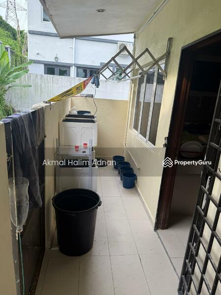 Untuk Dijual - Seksyen 27,end unit 2-storey terrace for sale, near Subang Alam